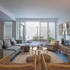 Piso Azul Premium In Bairro Alto By Lovelystay Apartment Lisbon