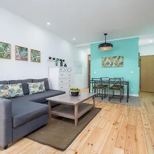 Beguest Bright Apartment Lisbon